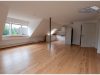 Schöne, helle Wohnung im DG